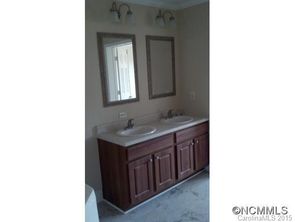 296 Staghorn Ct - Photo 12