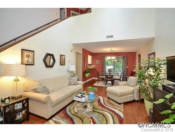 212 Cheyenne Court - Photo 3
