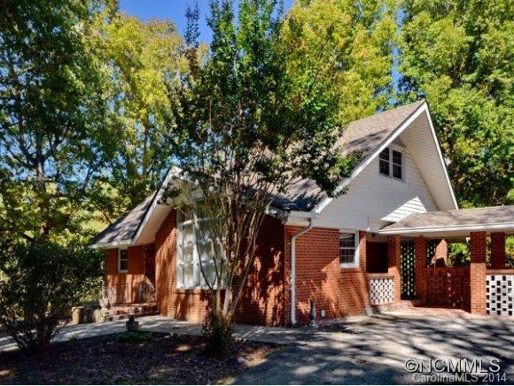 704 ERKWOOD DRIVE - Photo 2