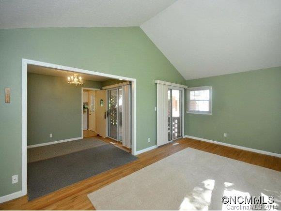 704 ERKWOOD DRIVE - Photo 6