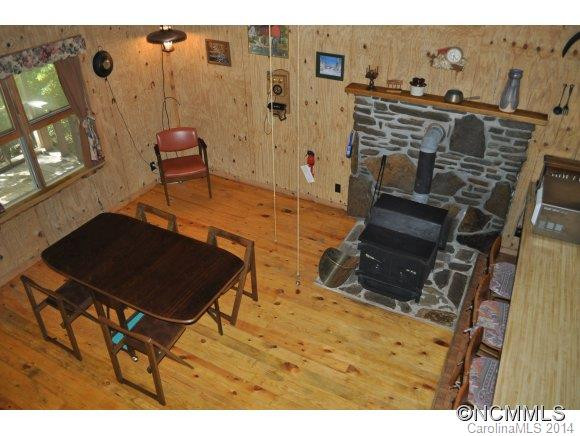 115 Laurel Circle - Photo 3