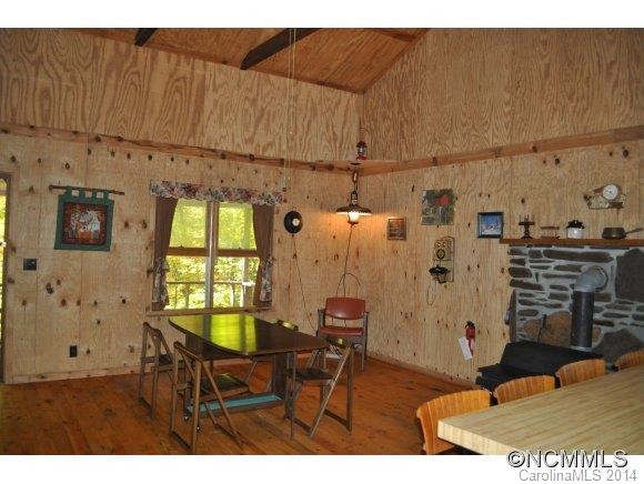 115 Laurel Circle - Photo 4