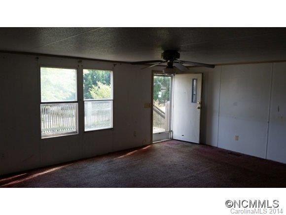 210 Meadow Lane - Photo 4