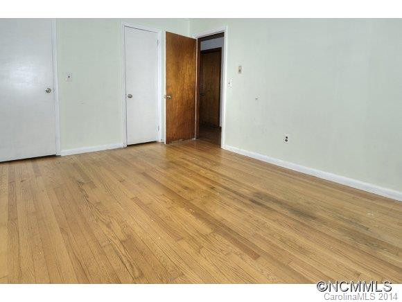 1533 Allens Creek Rd - Photo 11