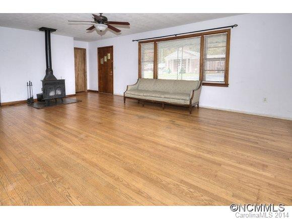 1533 Allens Creek Rd - Photo 4