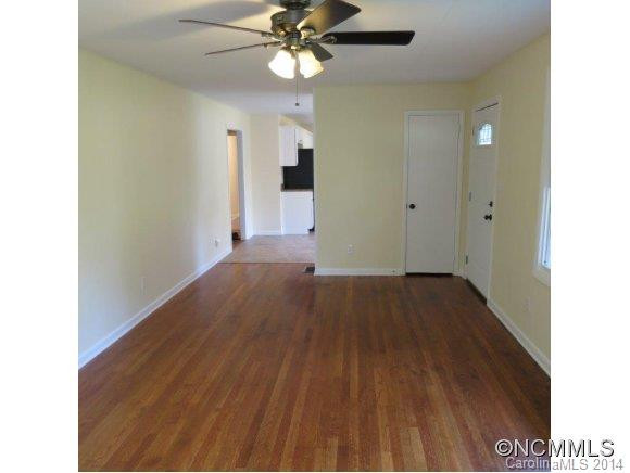 22 Holly Hill Drive - Photo 4