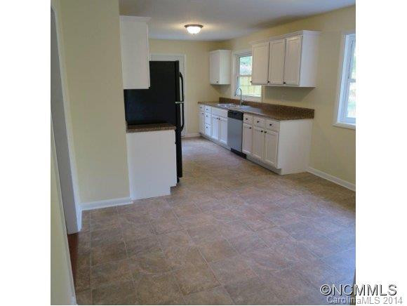 22 Holly Hill Drive - Photo 6