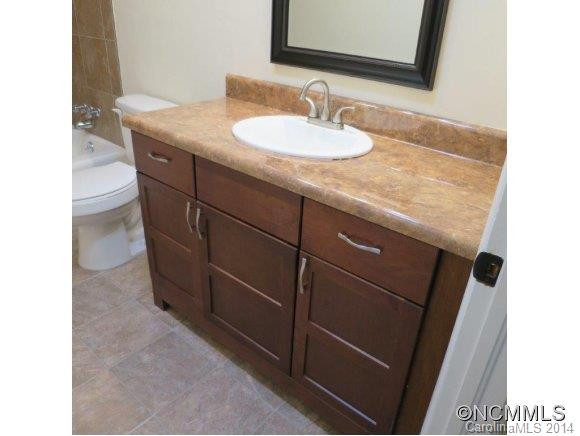 22 Holly Hill Drive - Photo 8