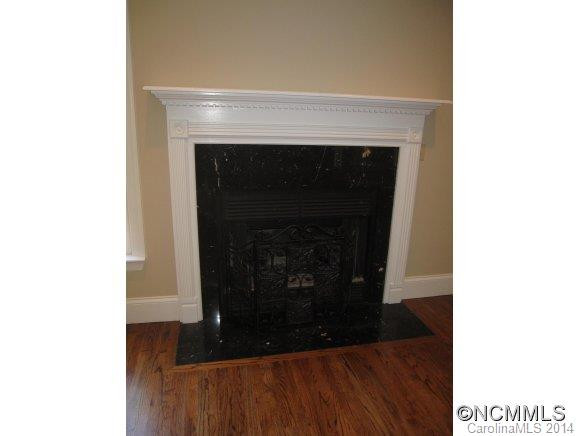 5 Silverstone Drive - Photo 8
