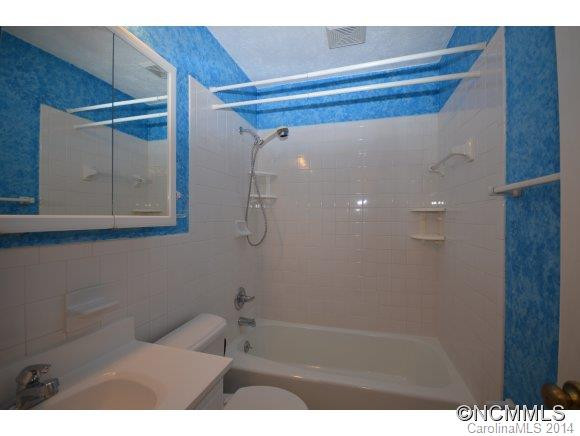 21 Laurel Park Drive - Photo 12
