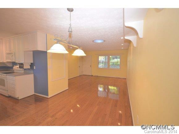 21 Laurel Park Drive - Photo 3