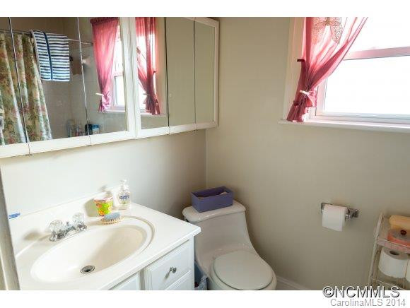 207 Westwood Place - Photo 10