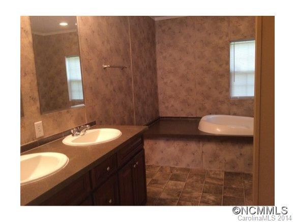 91 Old Woods Drive - Photo 3