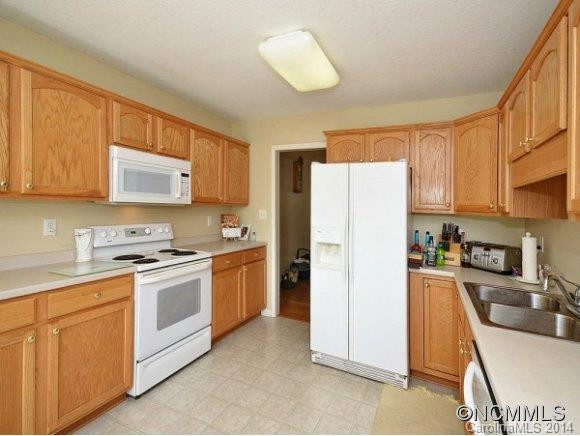 54 Ridge Brook Drive - Photo 3