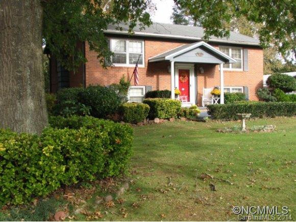 302 DONNYBROOK DRIVE