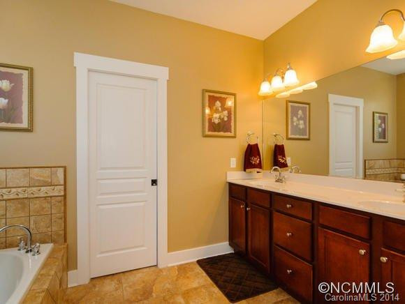 7 Olde Cottage Lane - Photo 9