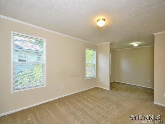 153 SYCAMORE DRIVE - Photo 14