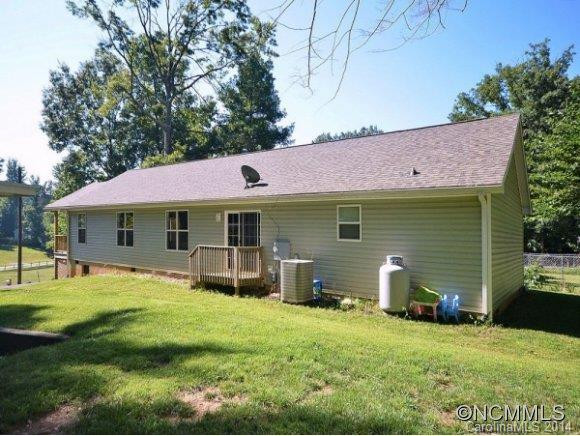 153 SYCAMORE DRIVE - Photo 18