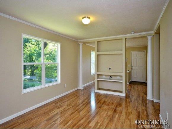 153 SYCAMORE DRIVE - Photo 5