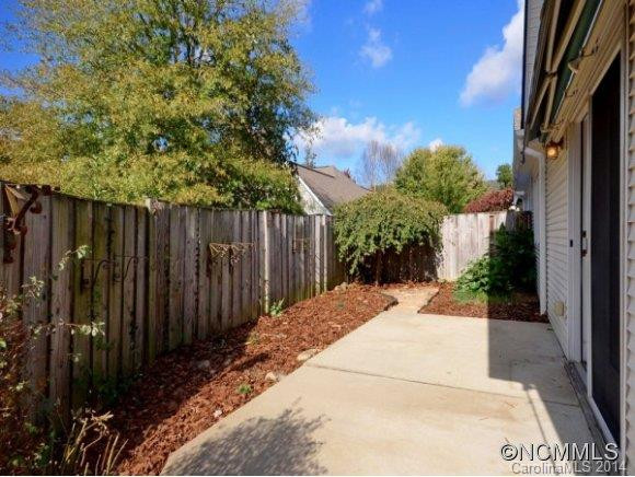 46 HONEYCOMBE CR - Photo 3