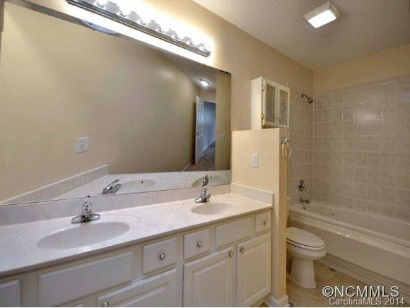 46 HONEYCOMBE CR - Photo 9