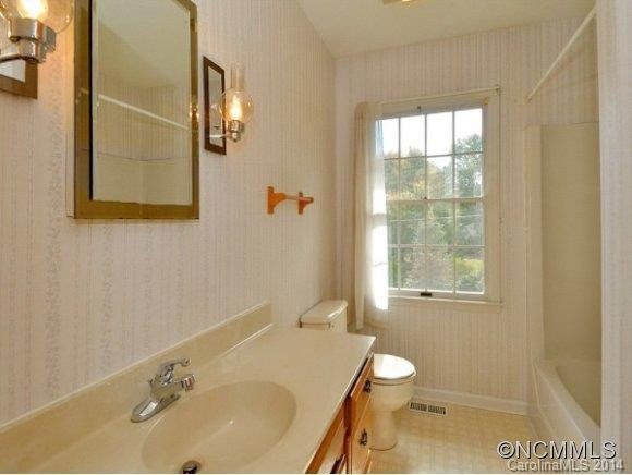 2448 RICEVILLE RD - Photo 8