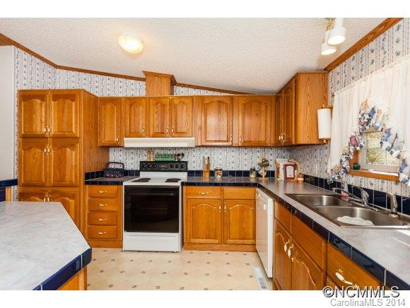 18 Spencer Road - Photo 13
