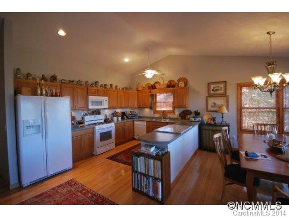 307 Ben Nevis Road - Photo 17