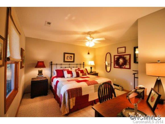 307 Ben Nevis Road - Photo 8