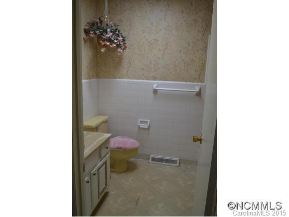 299 Sky lake Drive - Photo 10