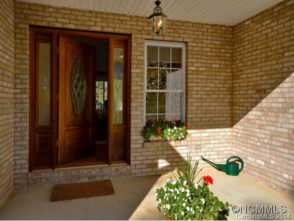 67 BEAUMONT DRIVE - Photo 2