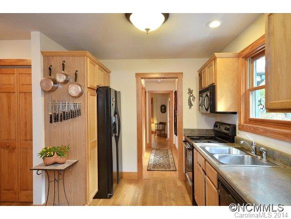 725 Running Brook Trail - Photo 9