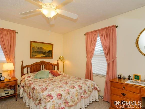 5 Knollridge Road - Photo 14