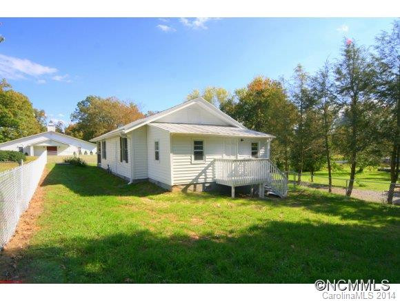 210 Beverly Avenue - Photo 2