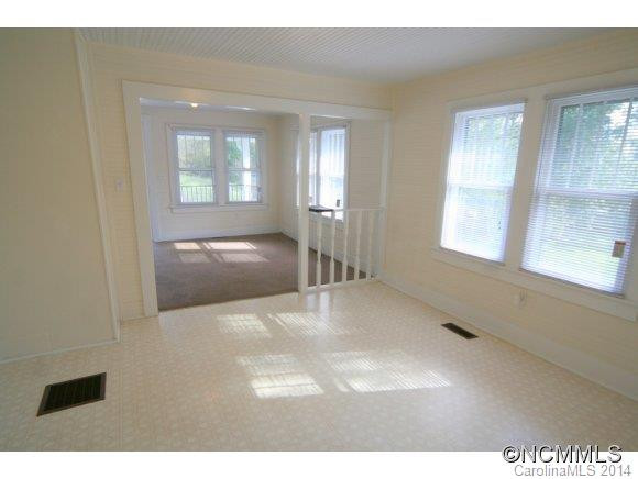 210 Beverly Avenue - Photo 11