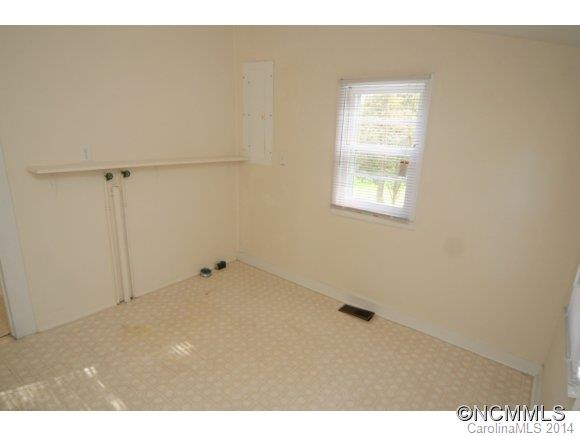 210 Beverly Avenue - Photo 14