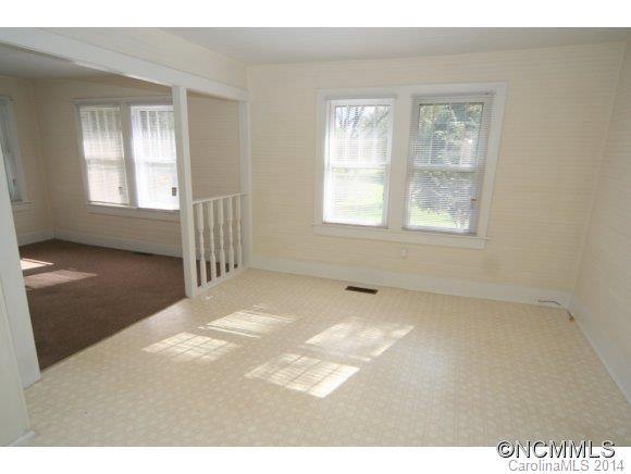 210 Beverly Avenue - Photo 5
