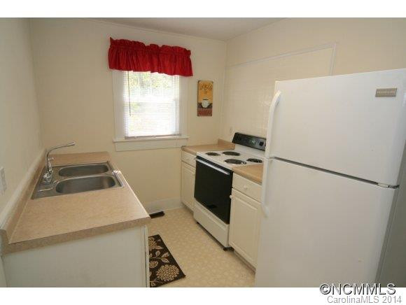 210 Beverly Avenue - Photo 6