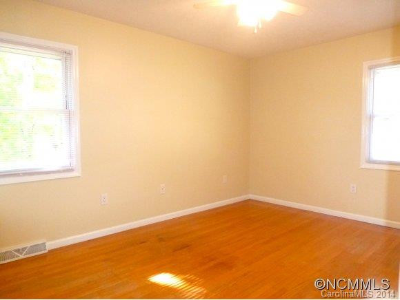 4 Hillview Circle - Photo 11