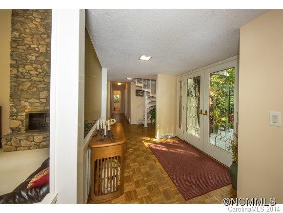 456 Connestee Trail - Photo 2