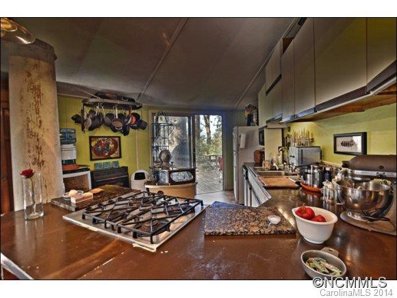826 Town Mountain Road - Photo 4
