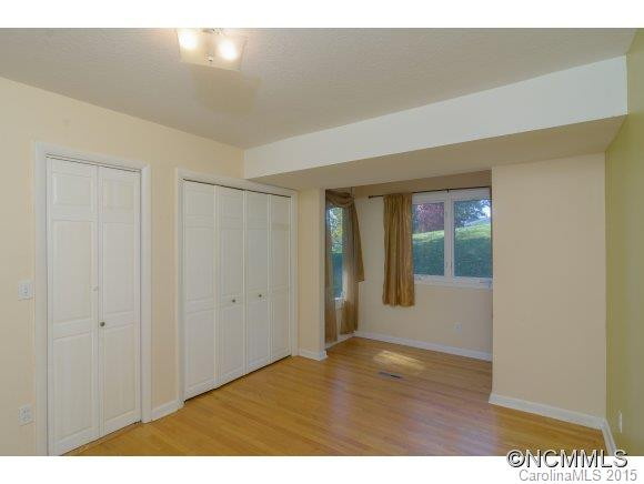 9 Crowningway Drive - Photo 11