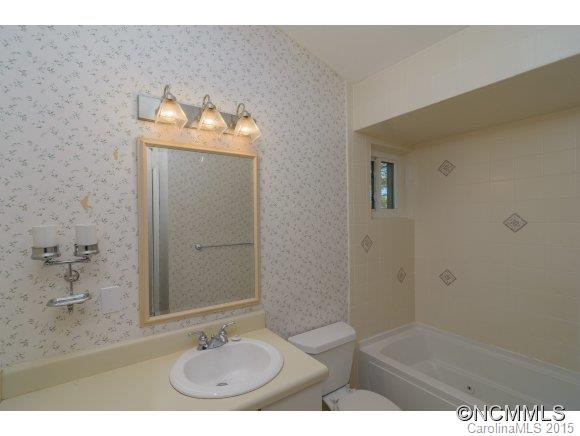 9 Crowningway Drive - Photo 12