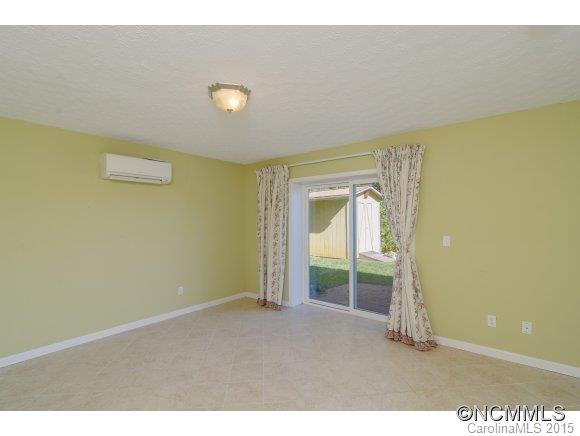 9 Crowningway Drive - Photo 18