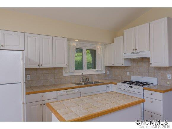9 Crowningway Drive - Photo 8