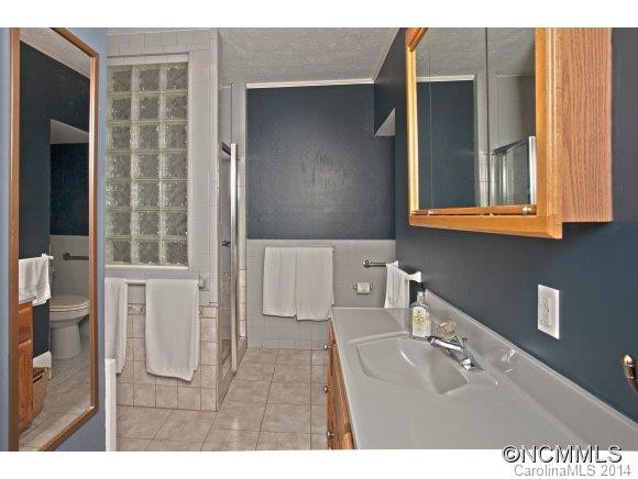 213 Monticello Road - Photo 18