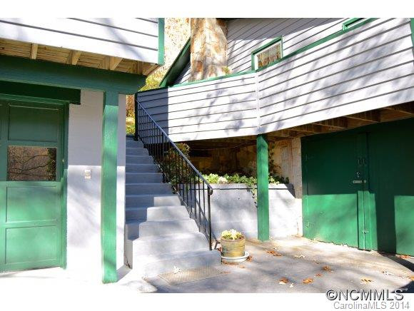 38 West Lake View Road - Photo 2