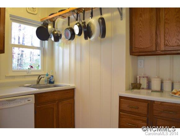 38 West Lake View Road - Photo 11