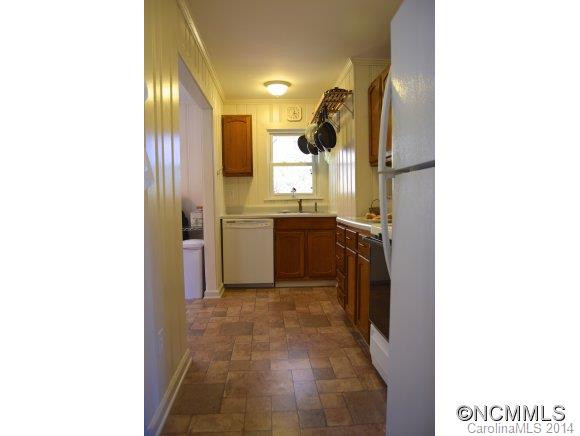 38 West Lake View Road - Photo 12