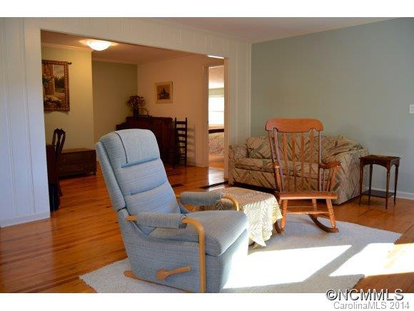 38 West Lake View Road - Photo 7